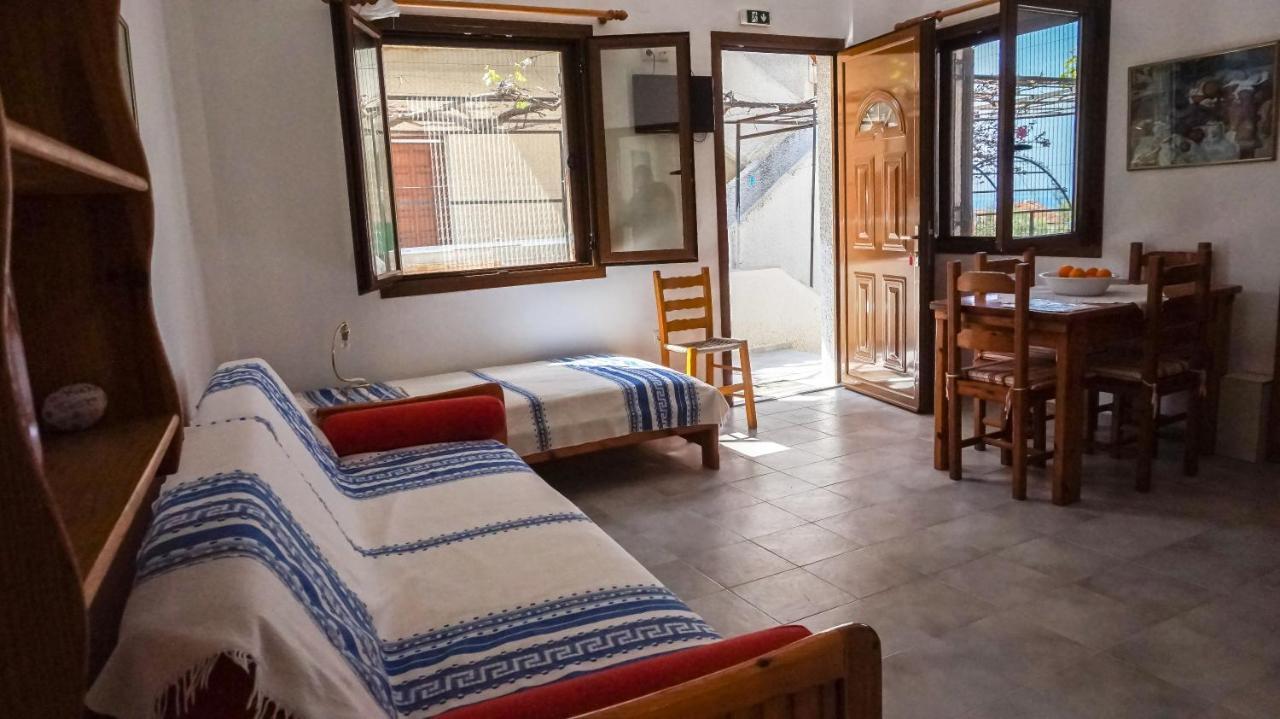 קרדמילי Stella Rooms מראה חיצוני תמונה